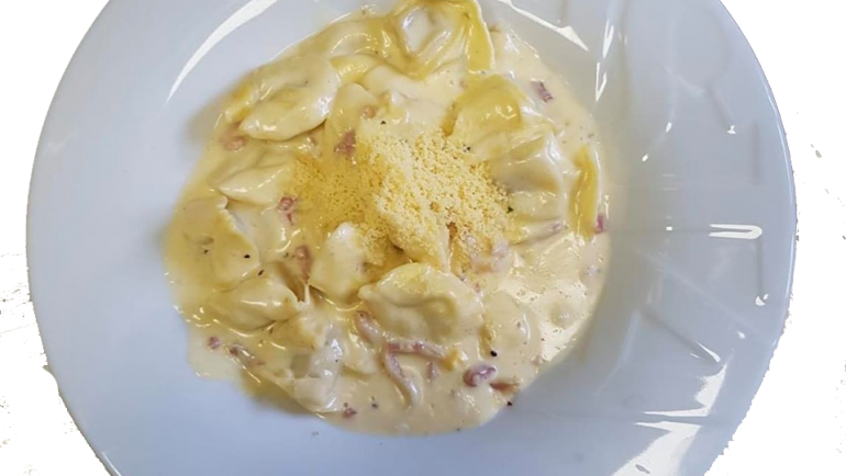 Tortellini alla Carbonara